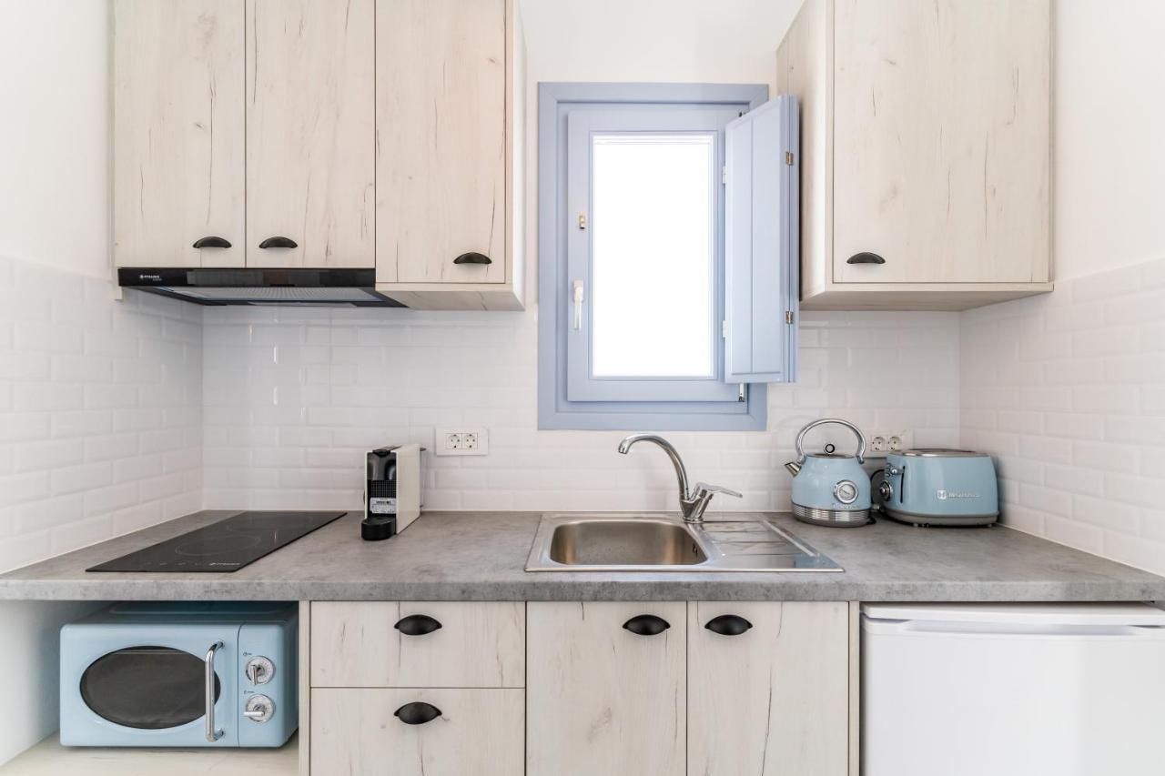 Santorossa Luxury Villas Emporio  Eksteriør billede