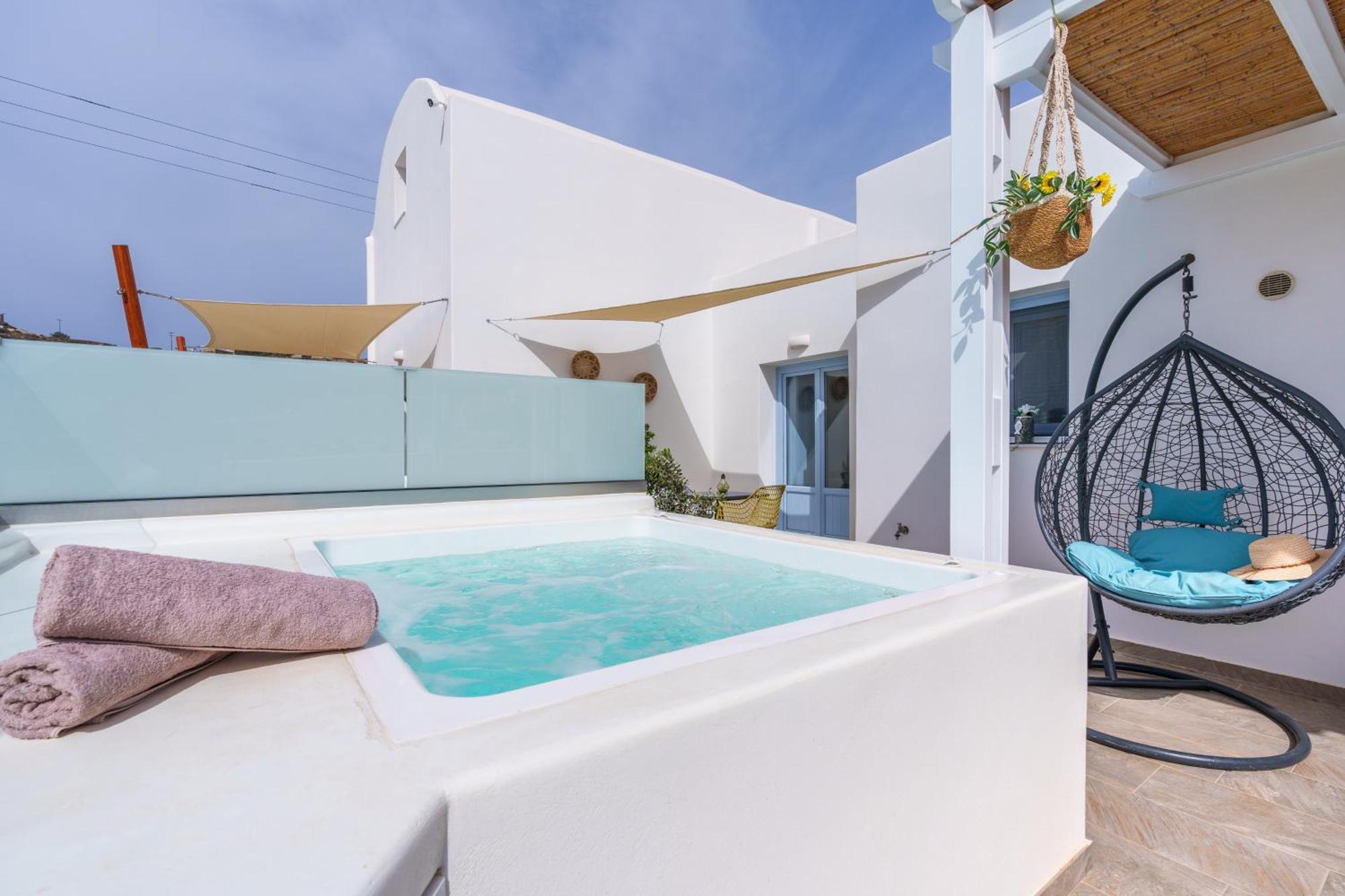 Santorossa Luxury Villas Emporio  Eksteriør billede