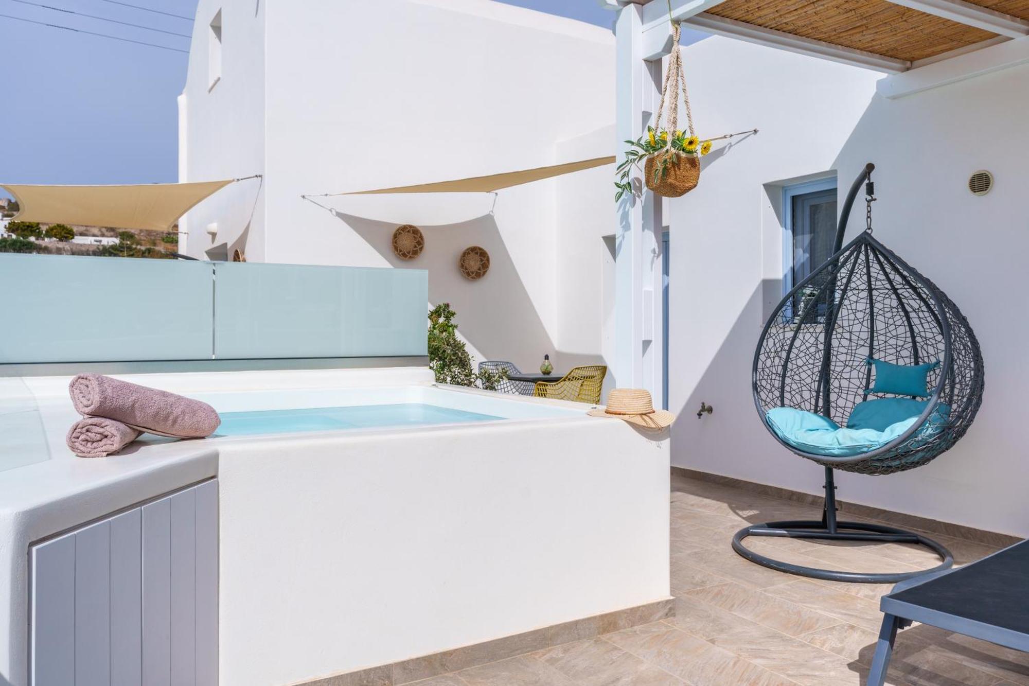 Santorossa Luxury Villas Emporio  Eksteriør billede