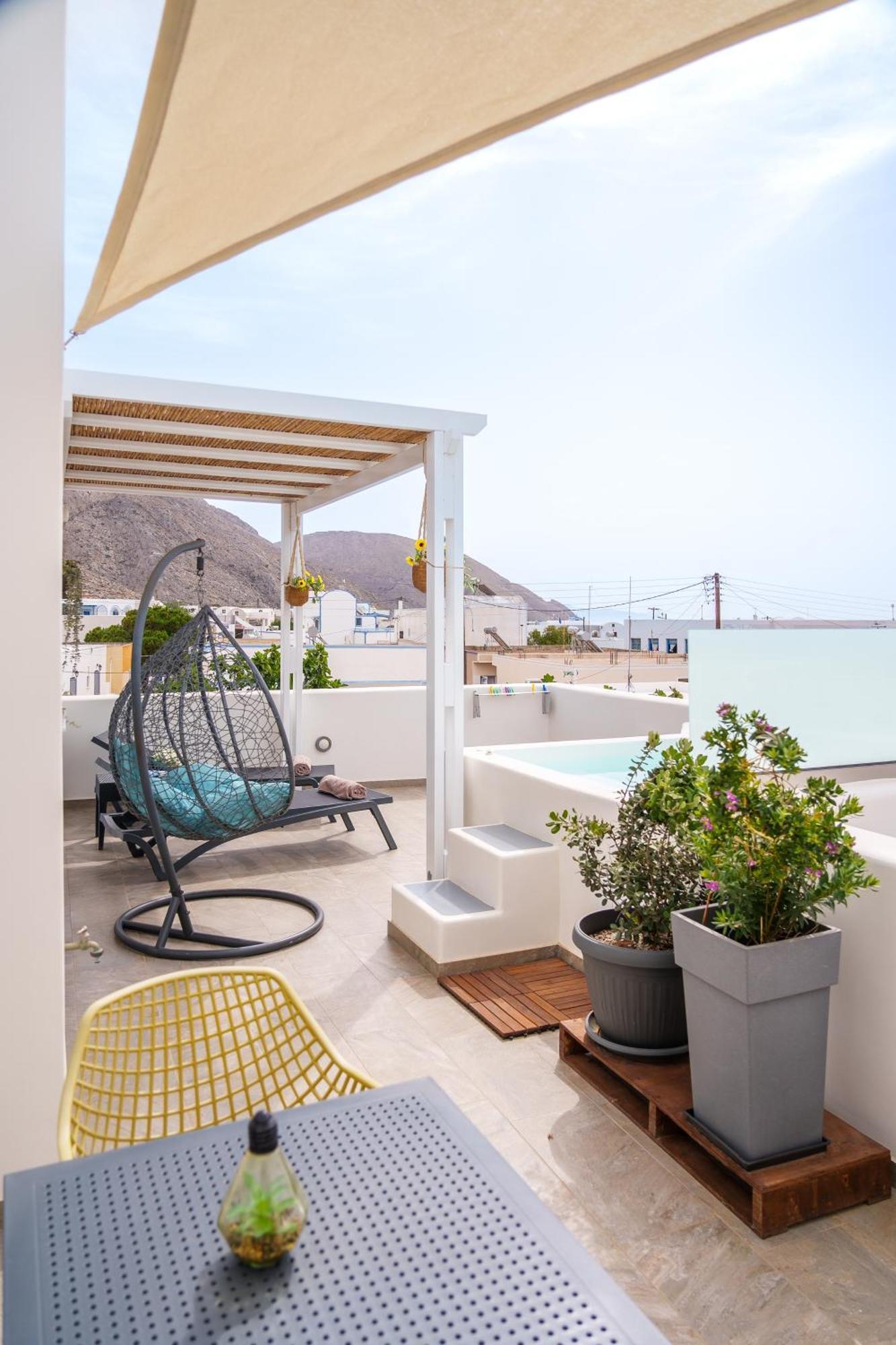 Santorossa Luxury Villas Emporio  Eksteriør billede